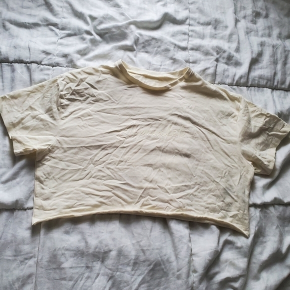 Alphalete Signature Oversized Crop Tee - Picture 2 of 6